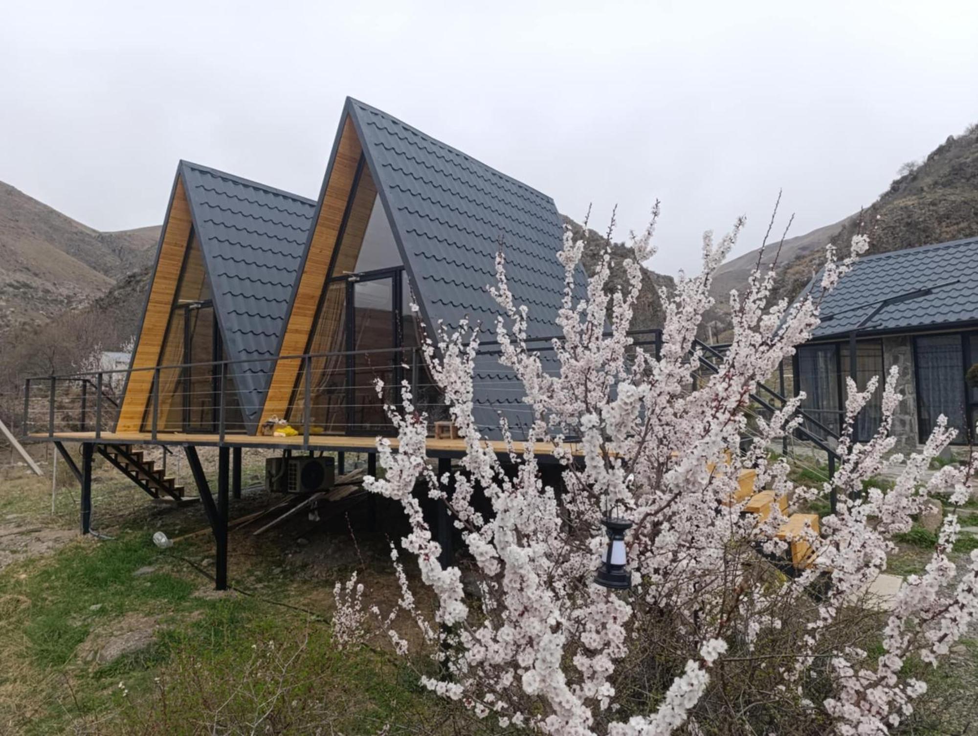 Vardzia Glamping Exterior foto
